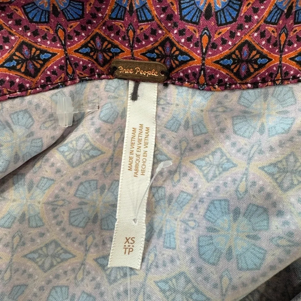 NWOT Free People "Silky Rillo" Shirtdress in Blackberry Tapestry Print - Size XS - Picture 8 of 9